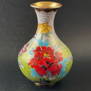 Chinese Cloisonné Brass Enamel Vase 6”